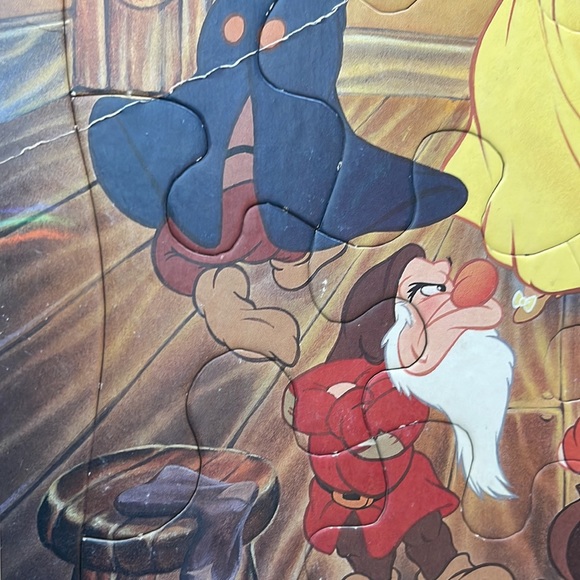 Vintage Disney Snow White Golden Frame Tray Puzzle - Picture 7 of 11